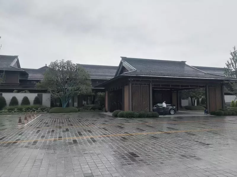 Greentown Guixiang Lorategia Igerileku Integratua Deshumidifikazioa Bero Ponparen Instalazioa eta Abian jartzeko Proiektua amaitu da